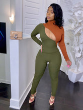 Load image into Gallery viewer, Sexy Knitted Ribbed Zipper Sweaters Jogger Pants Suit Active Wear Tracksuit Two Piece Set Fitness Outfits
